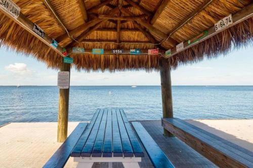 Serenity at Moon Bay! in Key Largo