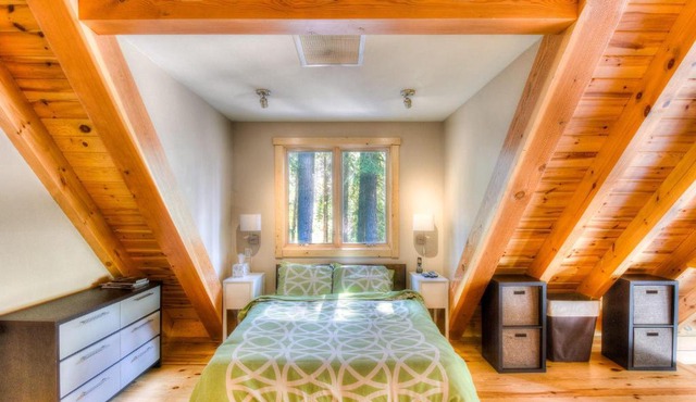 Shining Shire in South Lake Tahoe