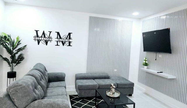 Spacious, modern 2-bedroom apartment, Westend Negril with AC, WiFi, W/Heater in Negril