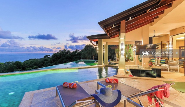 Spectacular Ocean Views! 3 Pools, Swim Up Bar, Luxury Living in The Tropics