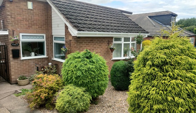 Split Level Bungalow - Sleeps4 - Close to walks in Sutton-in-Ashfield
