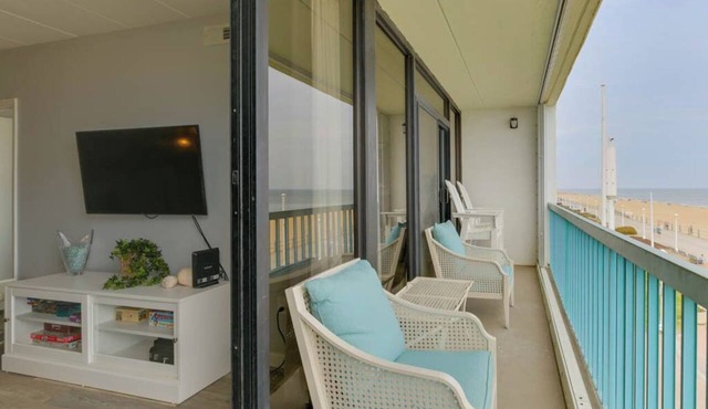 Stunning Oceanfront 3rd Floor Condo with Panoramic Views in Virginia Beach
