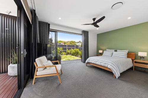 Stylish Home near Noosa & Peregian, walk to Beach in Marcus Beach
