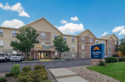 Suburban Studios Denver Central-Arvada in Arvada