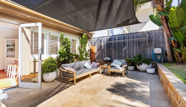 Sunny 3 bed house in Bondi, 10 minutes to beach, perfect for outdoor living