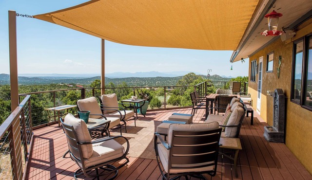 Sunset Haven | Mountain Views, Shuffleboard!