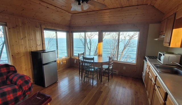 Superior Reflections Cabin #2 on Lake Superior in Schroeder