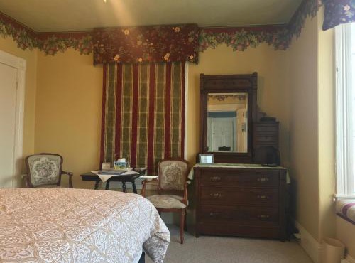 The Maple Inn in Parrsboro