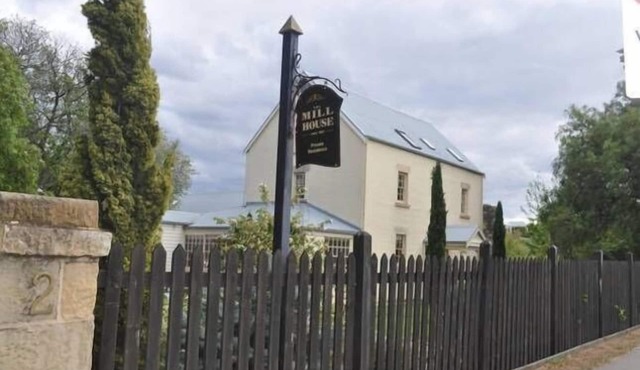 The Mill House - Cottage Accommodation includes breakfast provisions