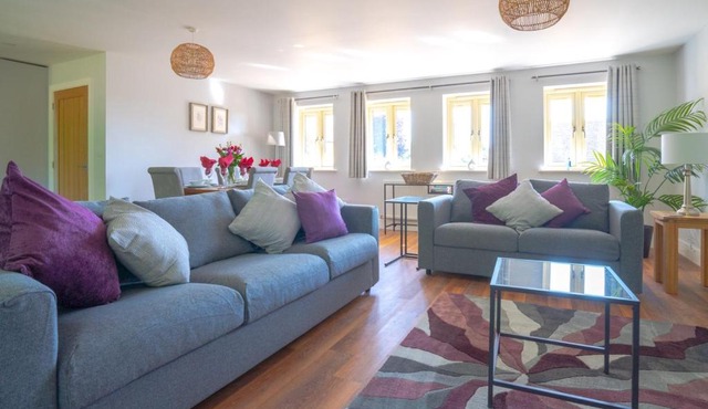 The Stables - Stylish cottage hot tub parking - Pass the Keys in Chipping Campden