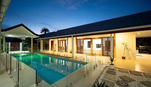 Villa 100 - 4BR Private Villa w Private Pool - Fenced Pool in Nadi