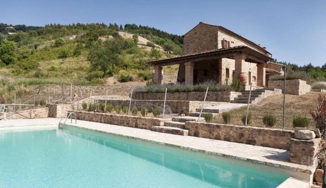 VILLA CANTUCCI in Lajatico