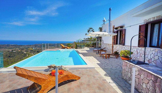 VILLA DEL POGGIO in Castellammare del Golfo