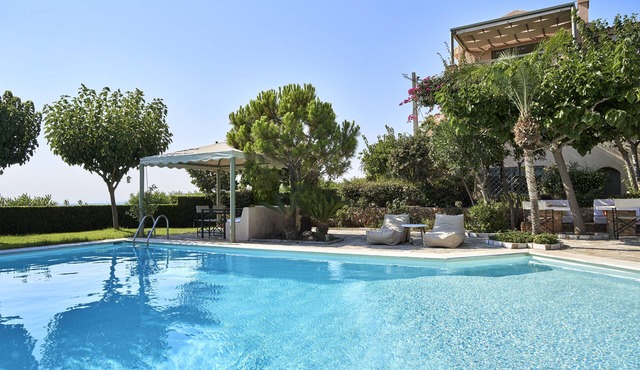 Villa for Your Dream Family Holidays in the Outskirts of Athens