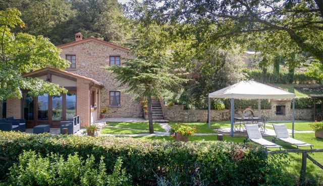 Villa in Poggioni with 3 bedrooms sleeps 6 in Poggioni