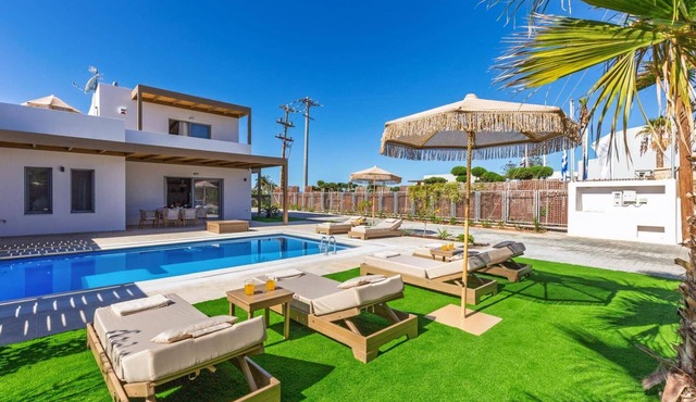 Villa Kamelia Seaside Breeze by Villa Plus in Agkisaras