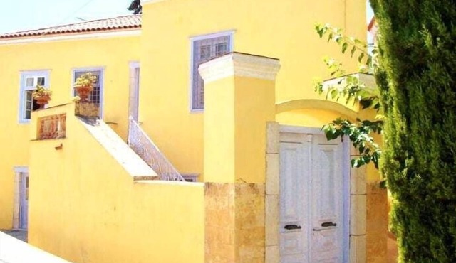 Villa Spetses 4BR downtown close to Agios Mamas Beach in Spetses