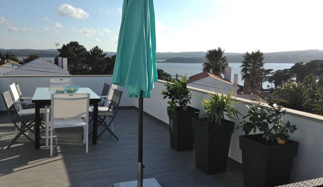 Villa with beautiful views of the lagoon and the ocean, 4 Bedrooms, Swimming Pool in nadadouro