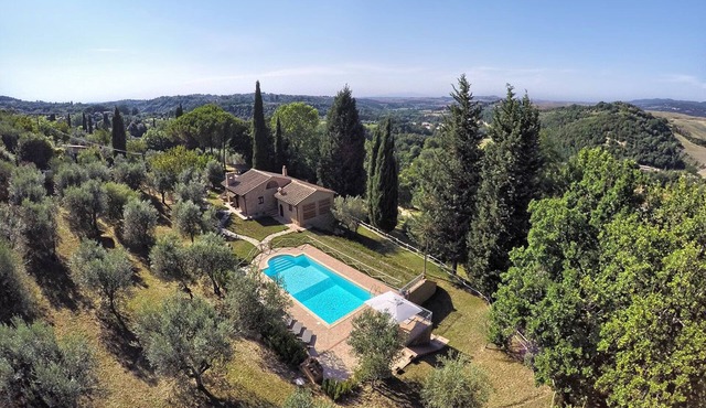 Villa with view and private pool in Volterra
