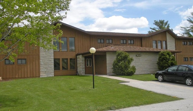 Year-Round Relaxing Golf Resort and Conference Center in Mishicot