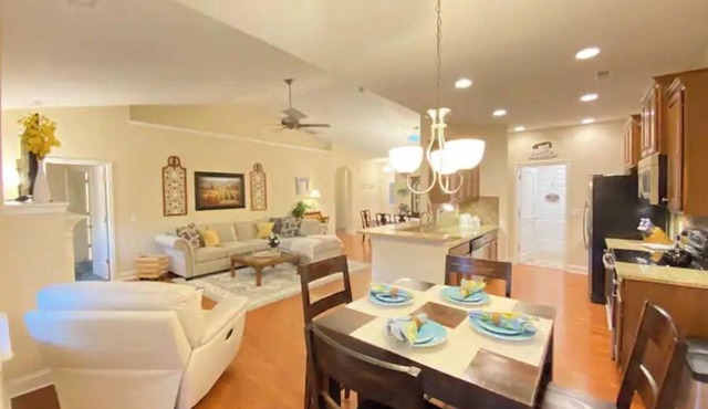 "Your Cup of Tea", Spacious Three Bedroom in Fuquay-Varina