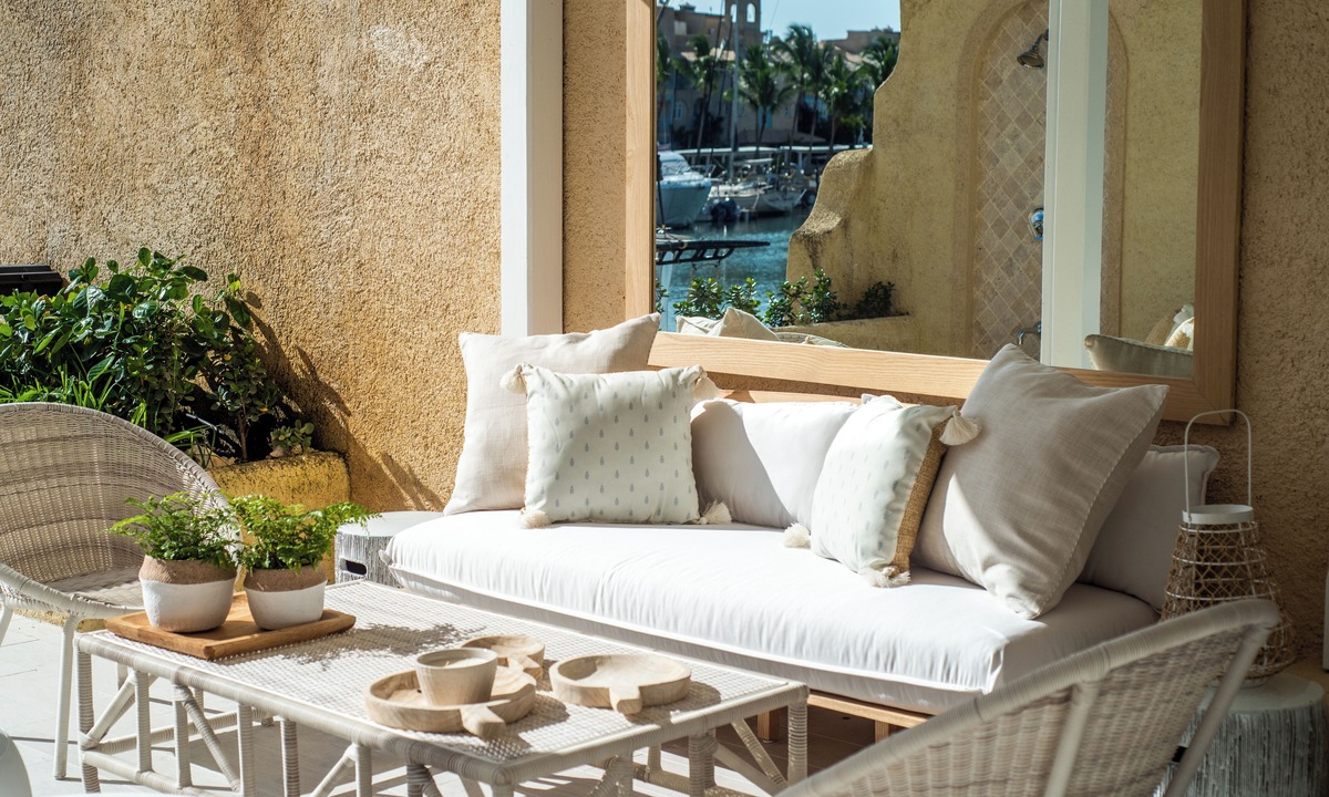 Warleigh Villa | Luxury 4-bed Apartment w/ Marina View