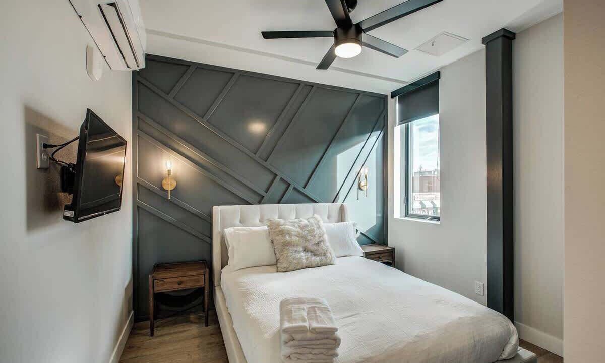 Berkeley Apartment | Chic Tennyson St Retreat | Walk to Shops & Cafes