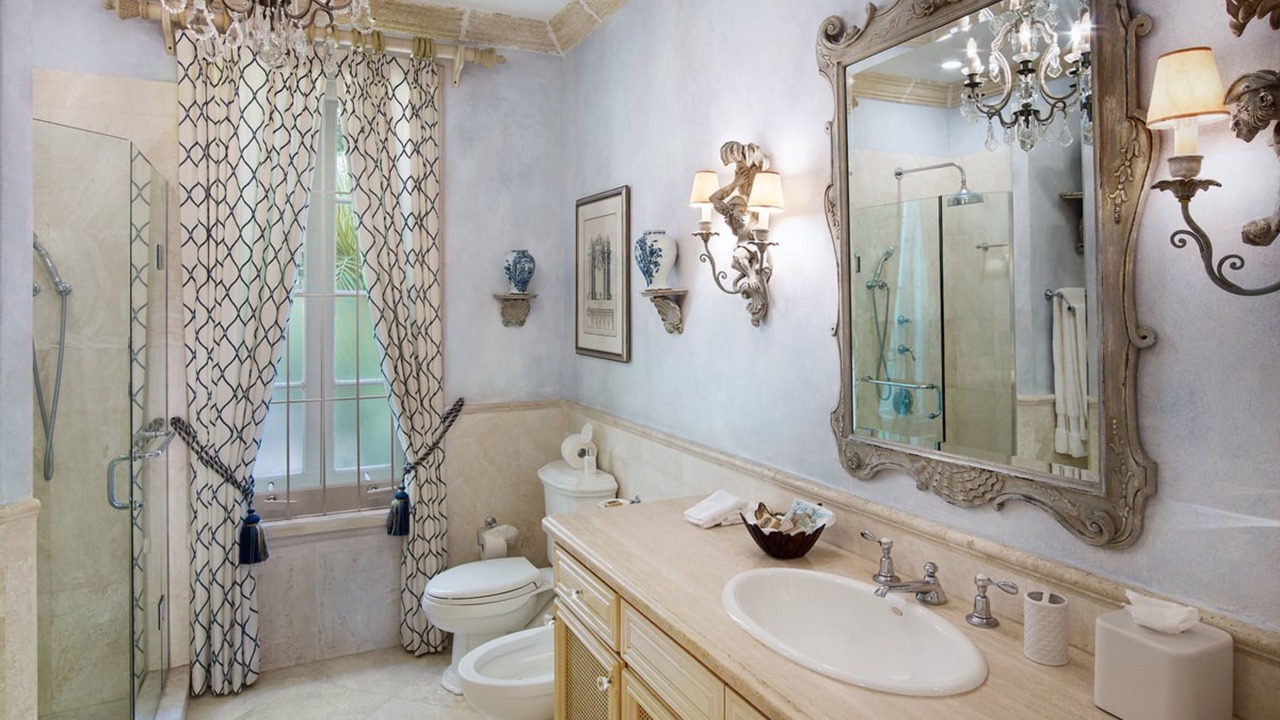 Photo of Bathroom in Little Battaleys