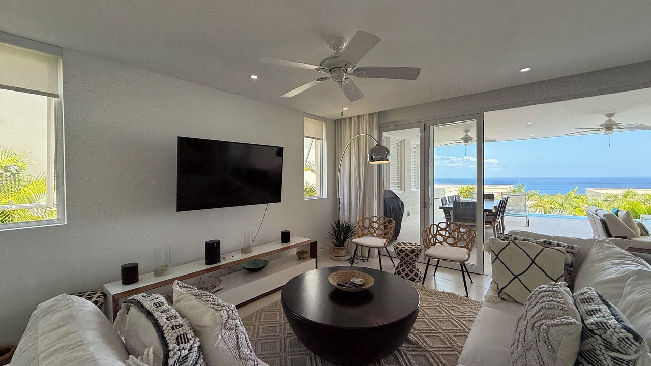 Photo of Livingroom in Merlin Bay