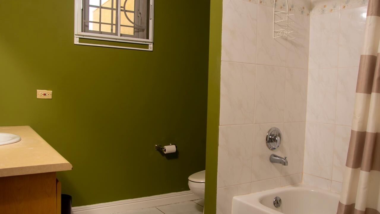 Photo of Bathroom in Mango Walk