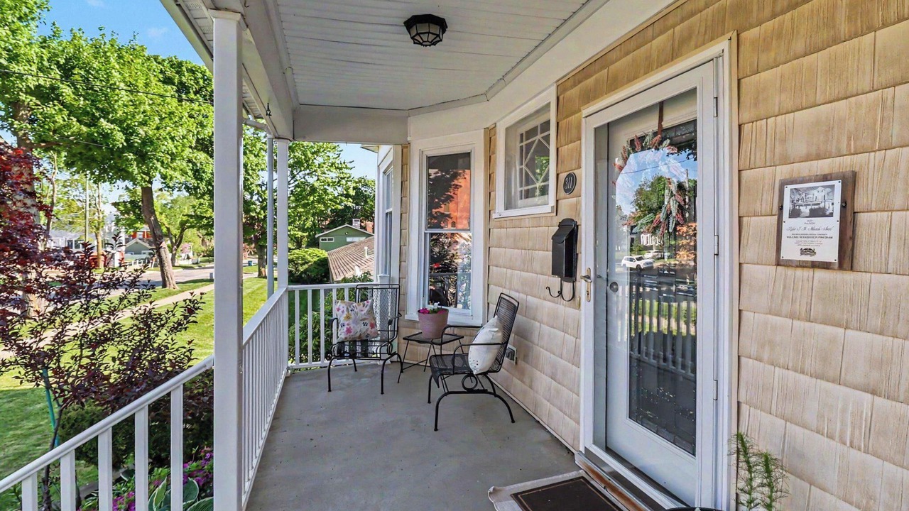 Photo of Patio Balcony in Manistee