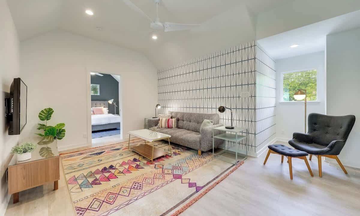 Photo of Bedroom in Greater South River City