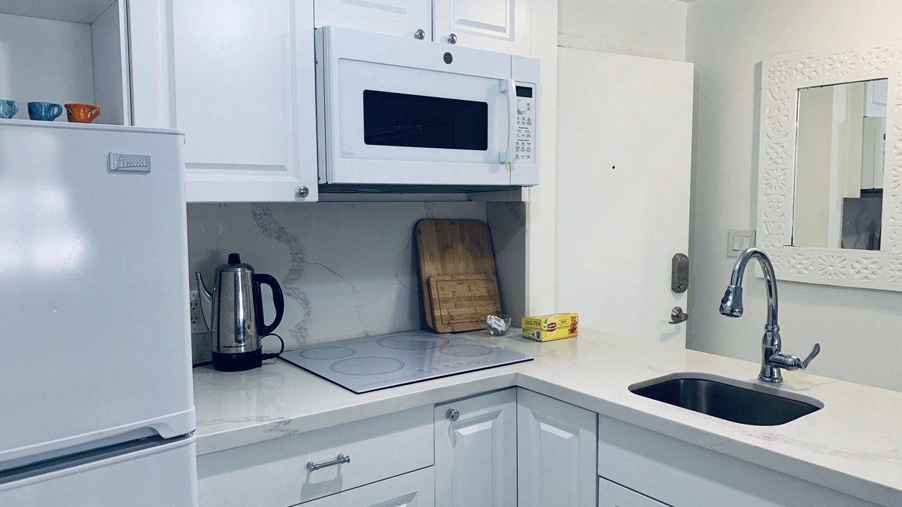Photo of Kitchen in Flamingo/Lummus