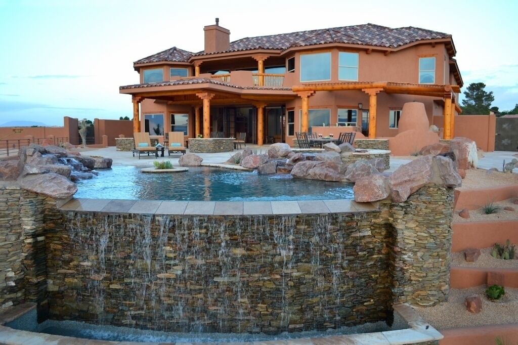 Photo of Outdoor in Page