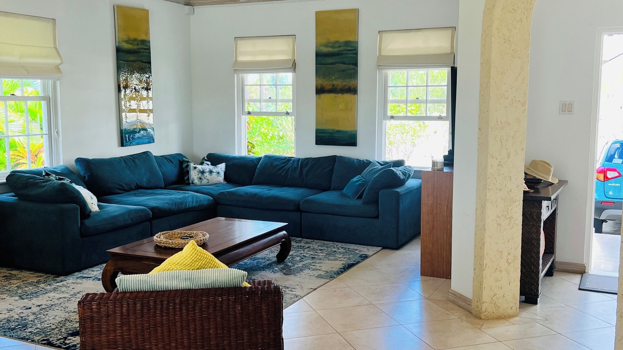 Photo of Livingroom in Little Battaleys