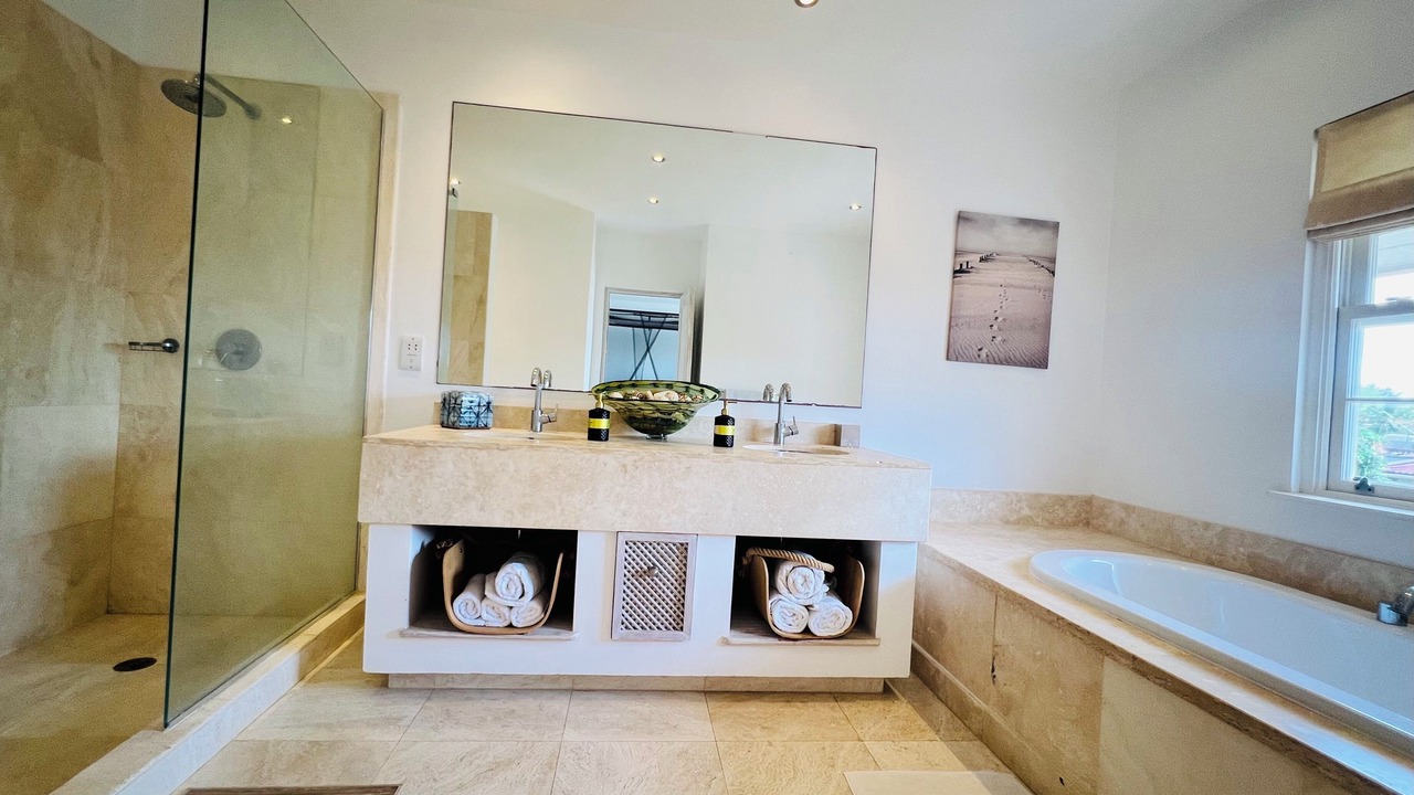 Photo of Bathroom in Little Battaleys