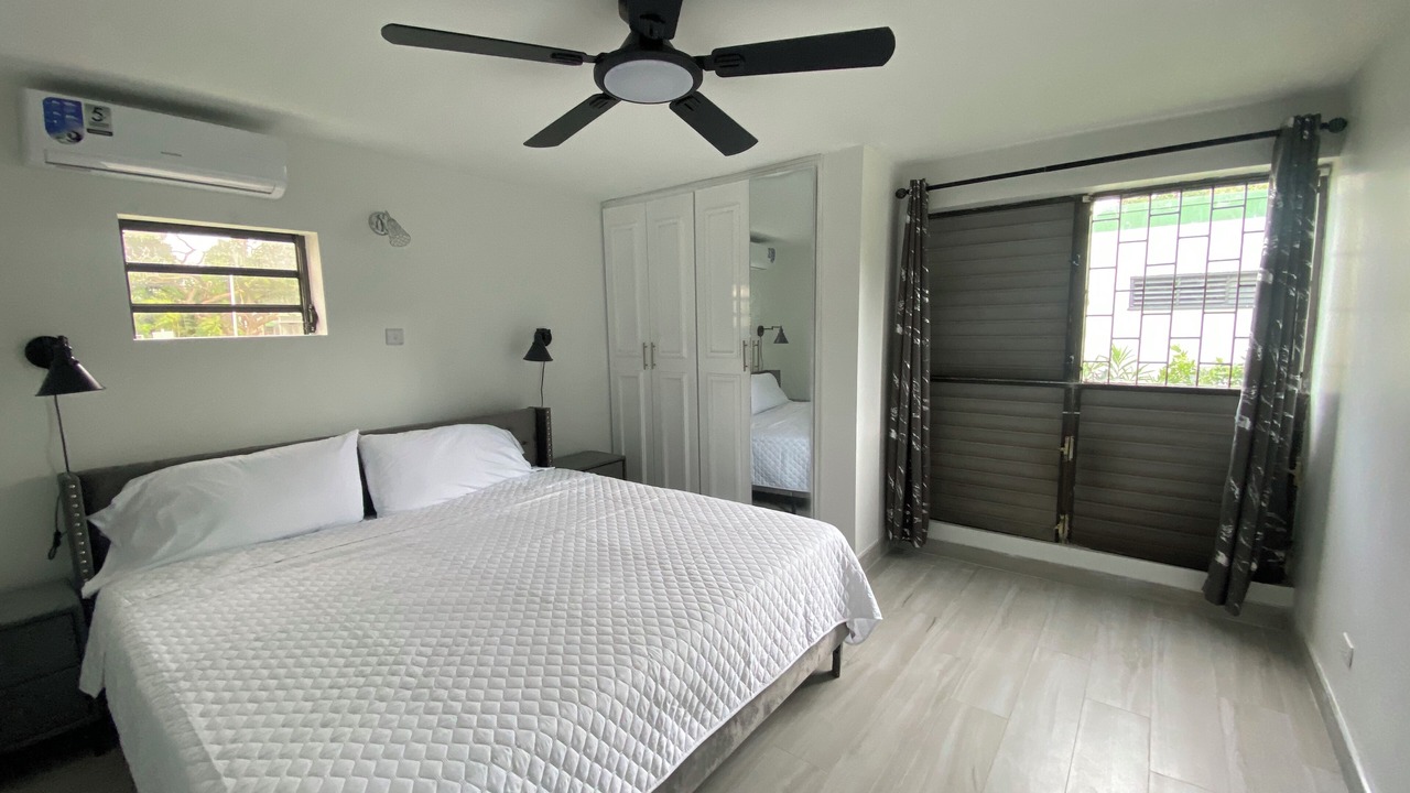 Photo of Bedroom in Garrison Historic Area