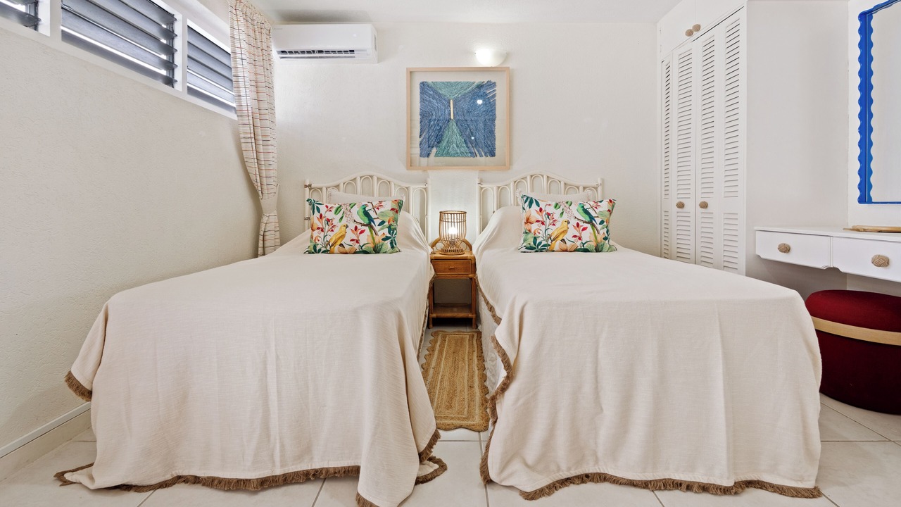 Photo of Bedroom in Bayville