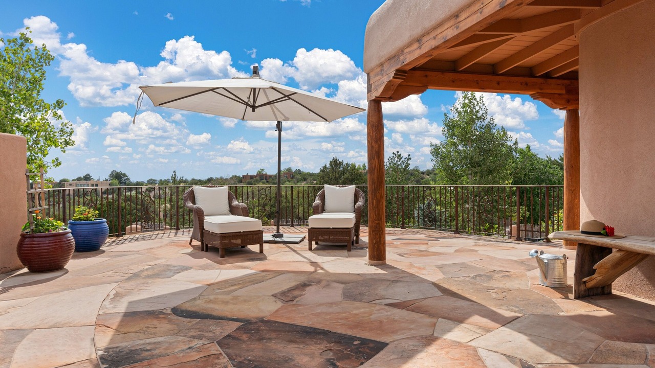 Photo of Patio Balcony in North Hills
