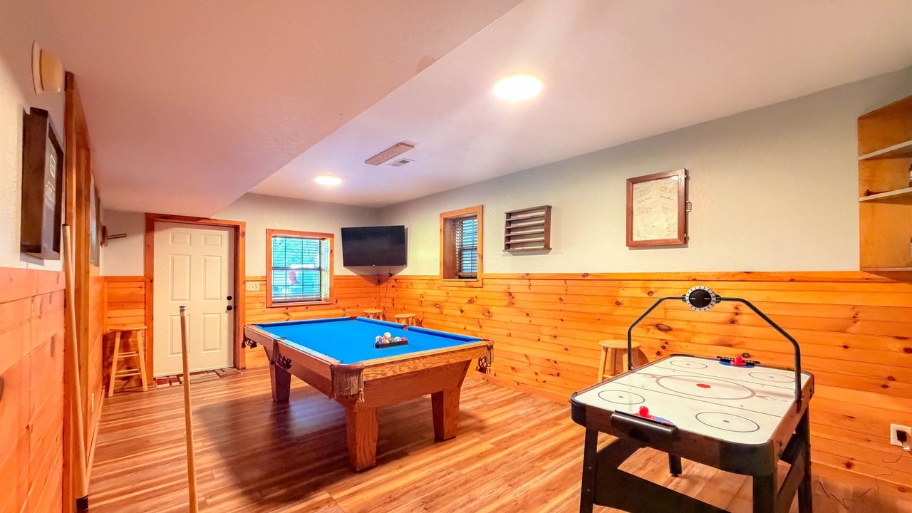 Photo of Bedroom in Cherokee