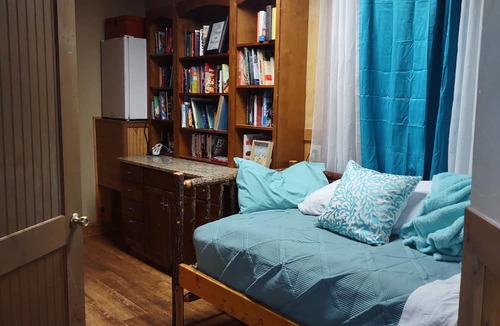 Glenville House | Cozy Mountain Retreat close to Lake Glenville
