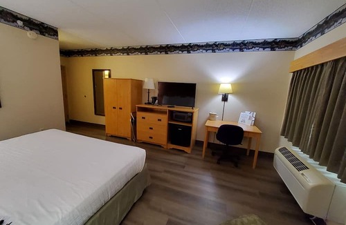 Princeton Hotel | AmericInn by Wyndham Princeton IL