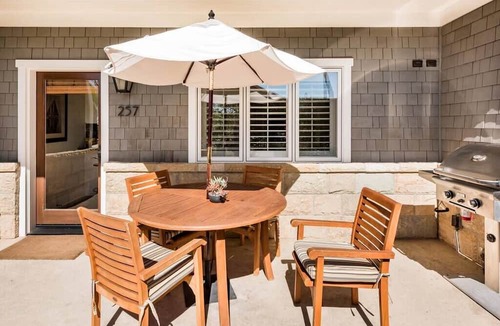 Carpinteria Apartment | Playa Two Bedroom (257)