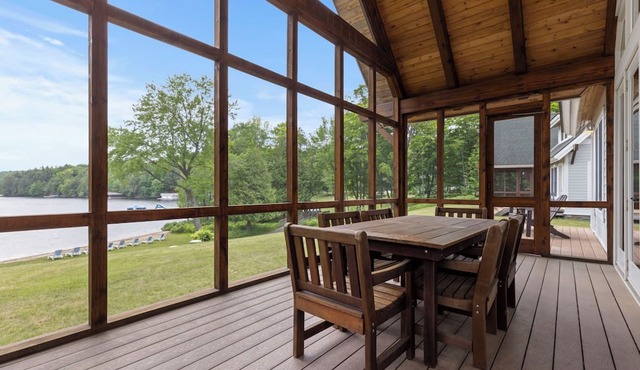 Port Cunnington Lodge in Lake of Bays