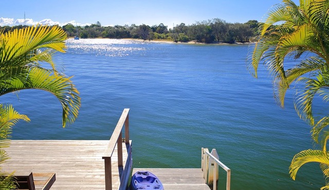 Pelican Sands by Salty Stays, Water views, Private Jetty