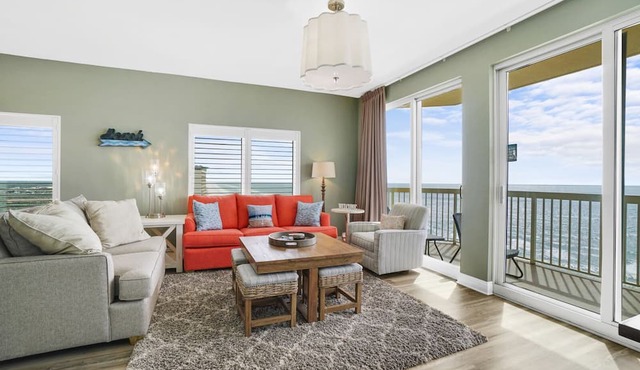 Calypso 2201E - Gulf-front Corner Unit Near Pier Park, Beach Service
