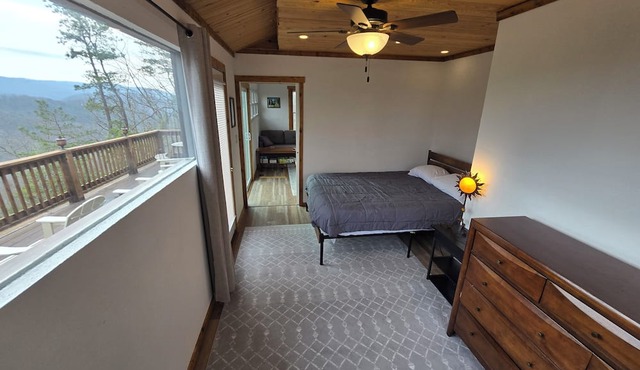 Highlands Hideaway Near White Sulphur Springs in White Sulphur Springs