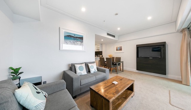 Stunning Auckland Harbour Views in Auckland