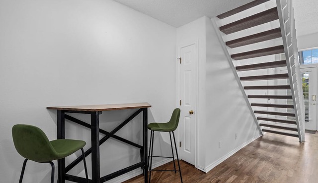 Peaceful Prentice with 2-bedrooms & Garage in Littleton