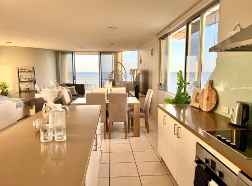 Unit 15 Monterey Lodge in Caloundra